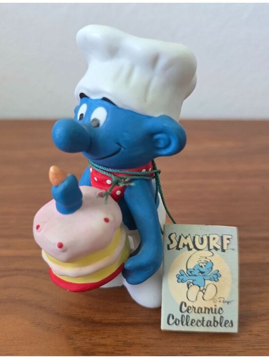 Smurf Other - Vintage 1982 Smurf GREEDY SMURF Ceramic Wallace Berrie Collectables Figure